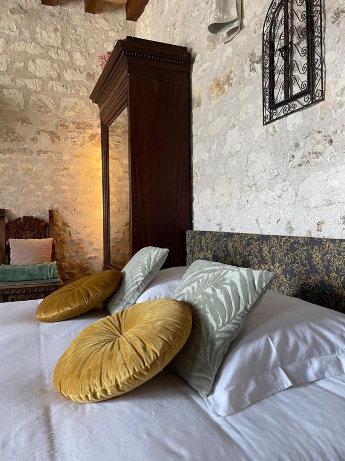 Готель Le Relais, La Dormance, Le Bois Dormant Chateauvieux  Екстер'єр фото