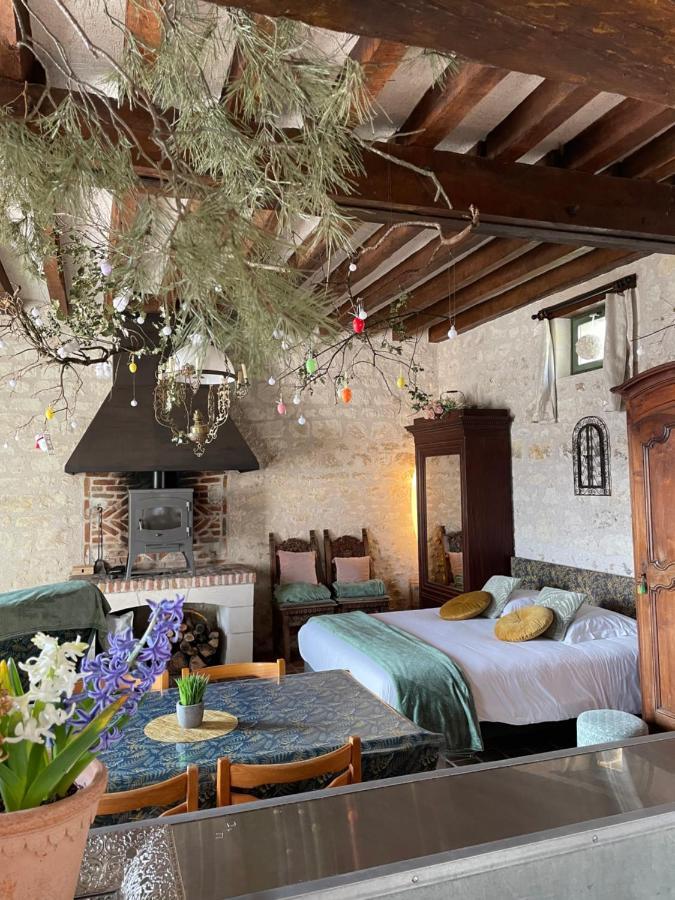 Готель Le Relais, La Dormance, Le Bois Dormant Chateauvieux  Екстер'єр фото