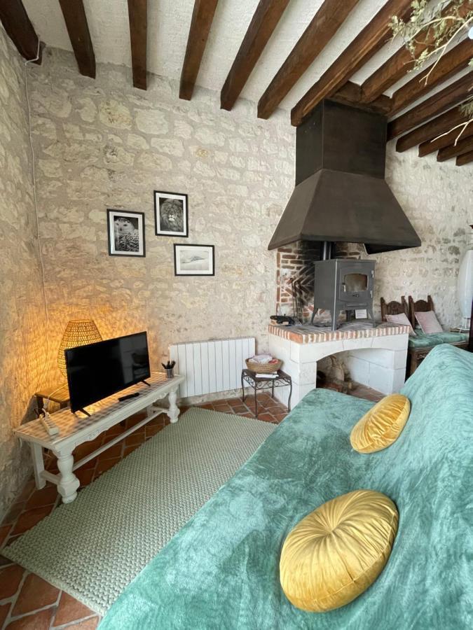 Готель Le Relais, La Dormance, Le Bois Dormant Chateauvieux  Екстер'єр фото